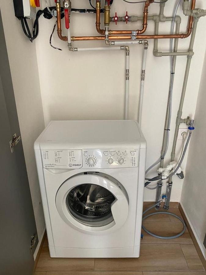 Cerna Ruze - Apartman 7 Plzen Luaran gambar